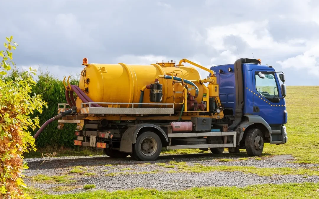 Desentupimento com caminhão Sewer Jet RJ: 5 benefícios que vão te surpreender