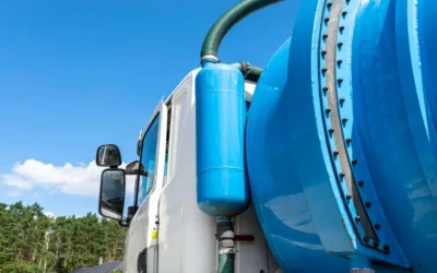 Caminhão Hidrojato em Jacarepaguá: Como Funciona e Quando é Indicado