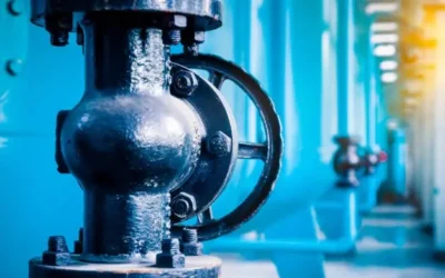 Desentupimento com Caminhão de Alta Pressão: Vantagens para Grandes Redes de Esgoto no Rio